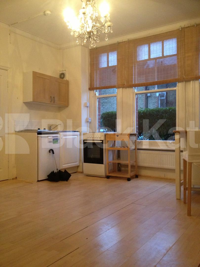 			NEW INSTRUCTION, 1 Bedroom, 1 bath, 1 reception Flat			 Richmond Way, Shepherds Bush/Brook Green